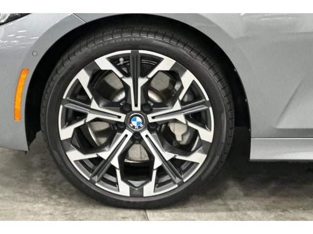 2025 BMW 3 Series 330i