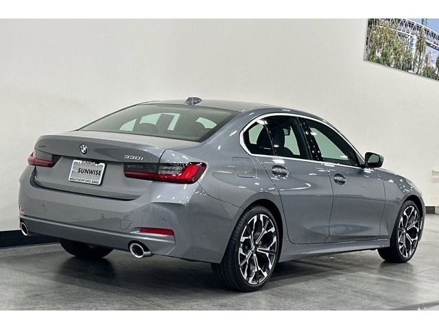 2025 BMW 3 Series 330i