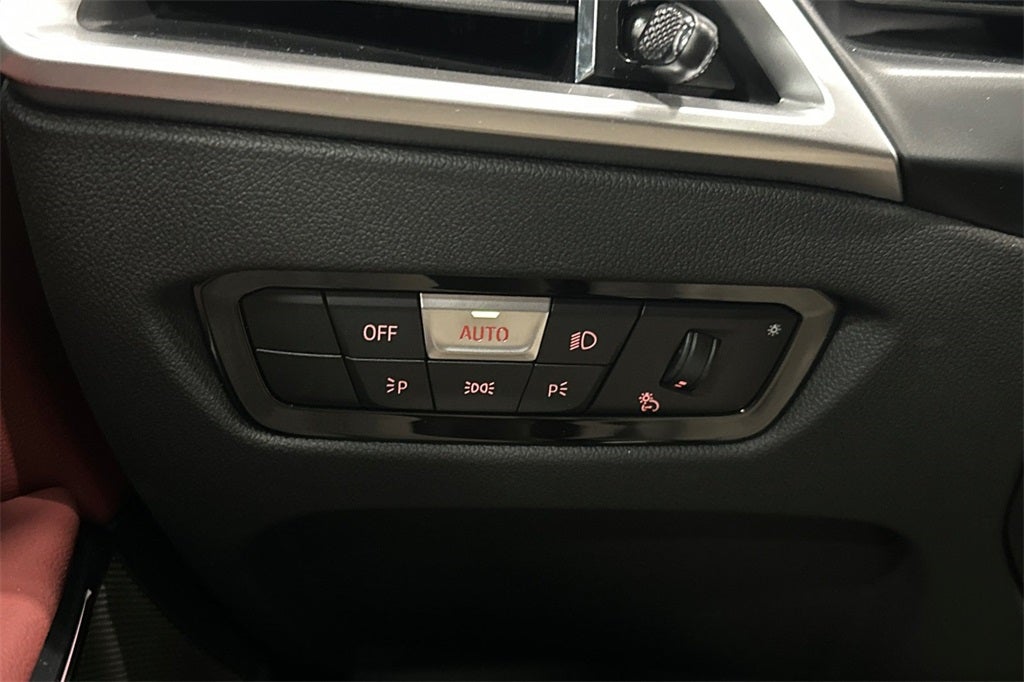 2026 BMW 3 Series 330i