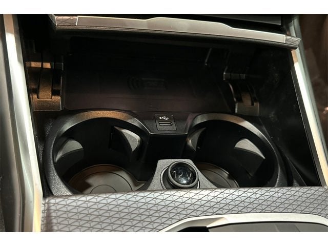 2026 BMW 3 Series 330i