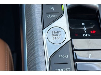 2025 BMW 3 Series 330i