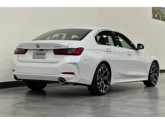 2025 BMW 3 Series 330i