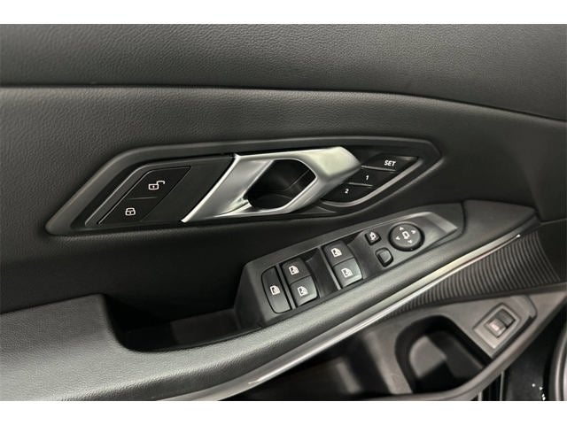 2025 BMW 3 Series 330i