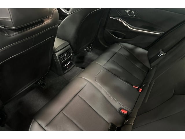 2025 BMW 3 Series 330i