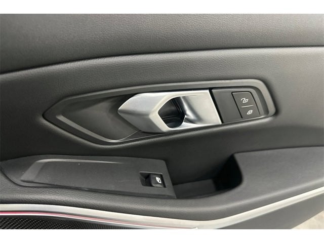 2025 BMW 3 Series 330i