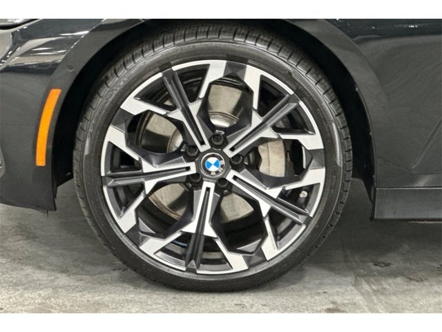 2025 BMW 3 Series 330i