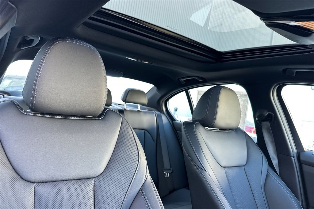 2026 BMW 3 Series 330i