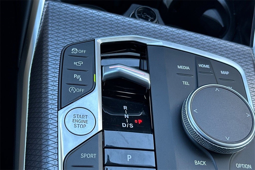 2026 BMW 3 Series 330i