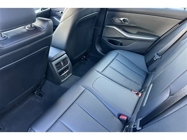 2026 BMW 3 Series 330i