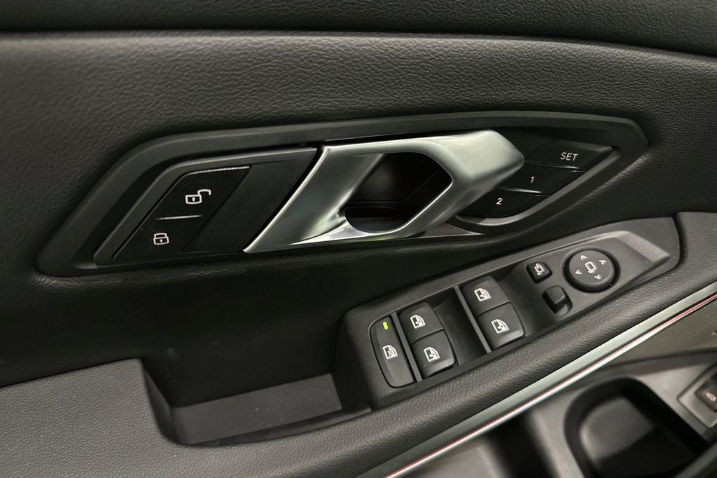 2026 BMW 3 Series 330i