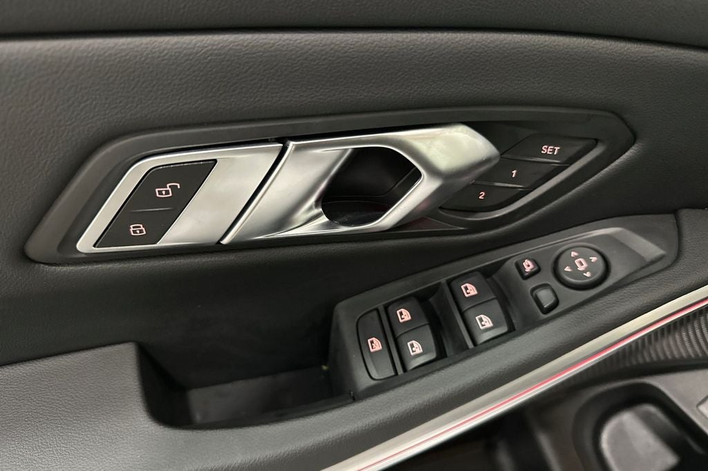 2023 BMW 3 Series 330i