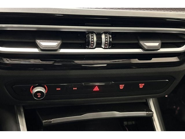 2023 BMW 3 Series 330i