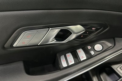 2025 BMW 3 Series 330i xDrive