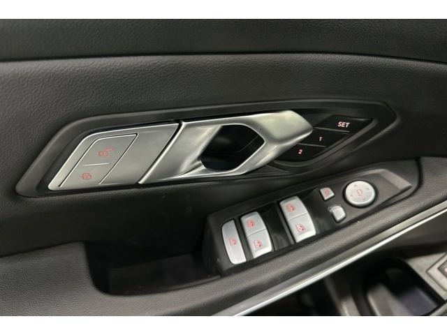 2025 BMW 3 Series 330i xDrive