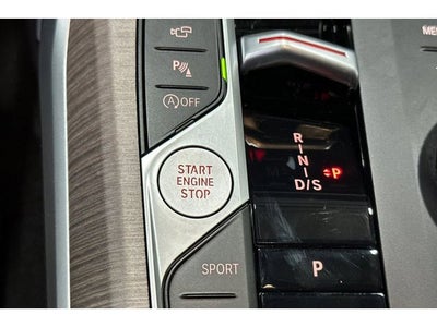 2025 BMW 3 Series 330i xDrive