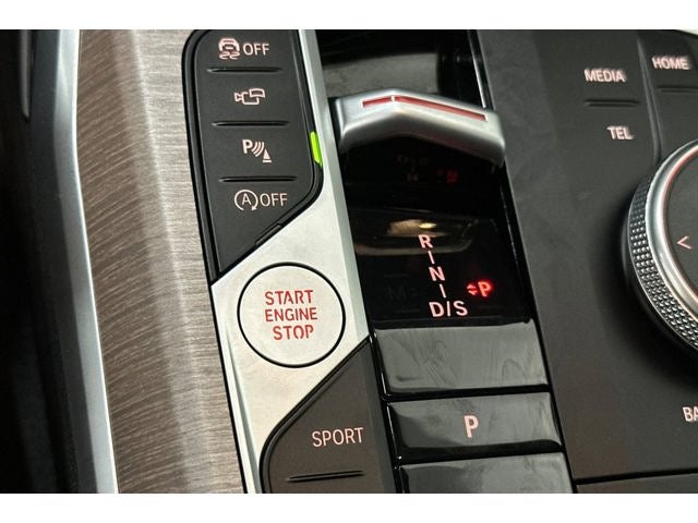 2025 BMW 3 Series 330i xDrive
