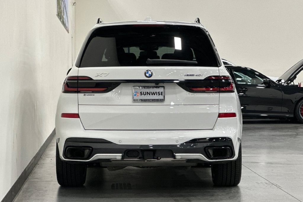2024 BMW X7 xDrive40i