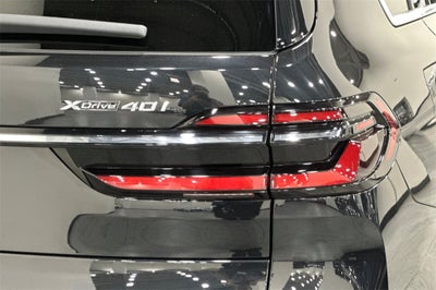 2025 BMW X7 xDrive40i
