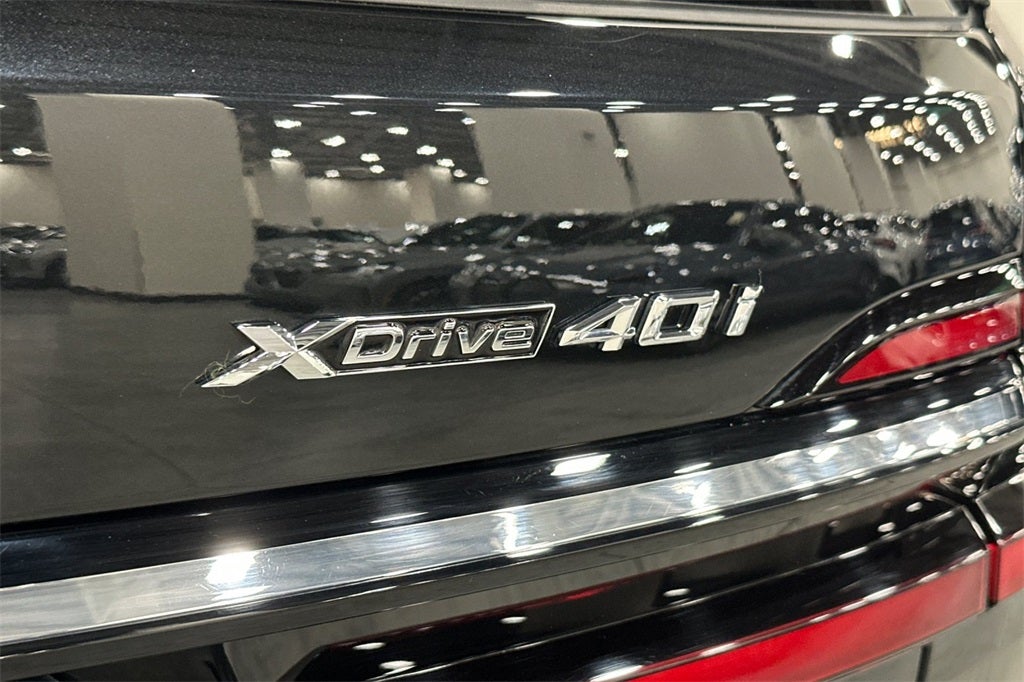 2025 BMW X7 xDrive40i