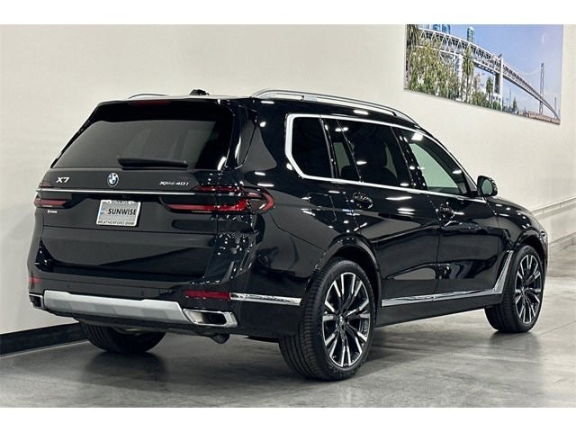 2025 BMW X7 xDrive40i