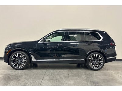 2025 BMW X7 xDrive40i