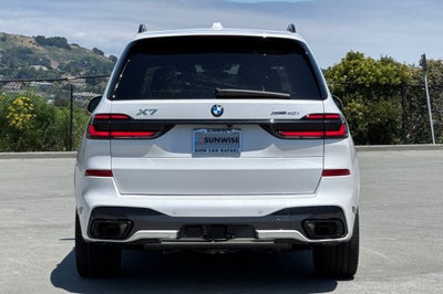 2027 BMW X7 xDrive40i