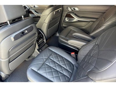 2027 BMW X7 xDrive40i