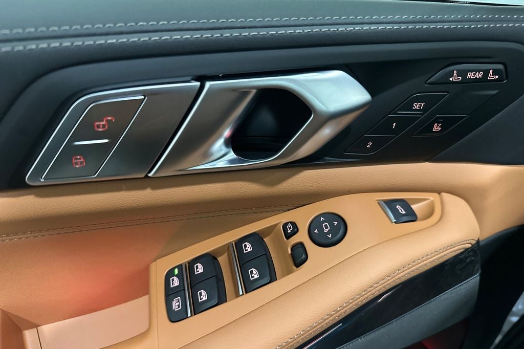 2027 BMW X7 xDrive40i