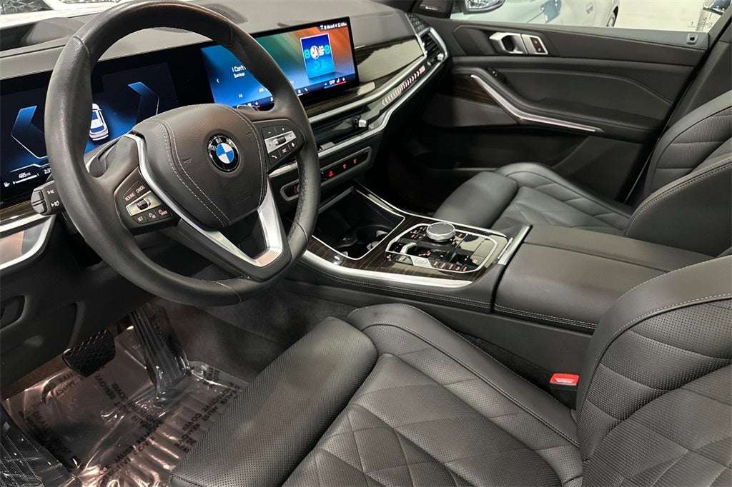 2025 BMW X5 xDrive40i