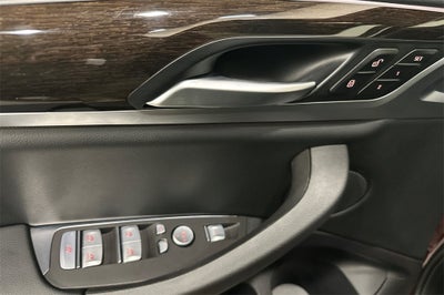 2025 BMW X4 xDrive30i