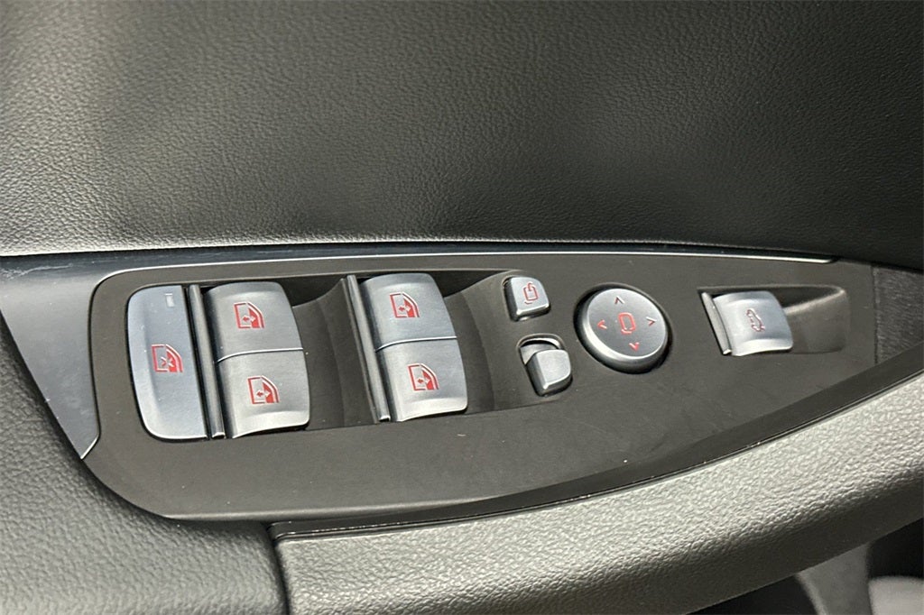 2025 BMW X4 xDrive30i