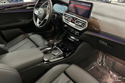 2025 BMW X4 xDrive30i