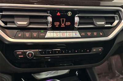 2025 BMW X4 xDrive30i