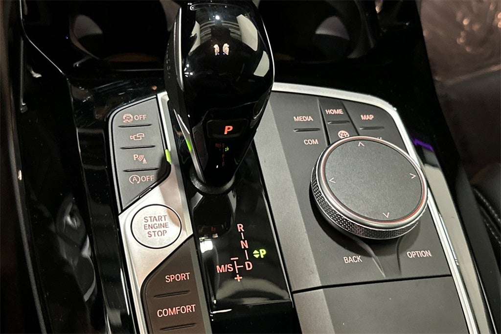 2025 BMW X4 xDrive30i