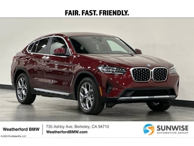 2025 BMW X4 xDrive30i