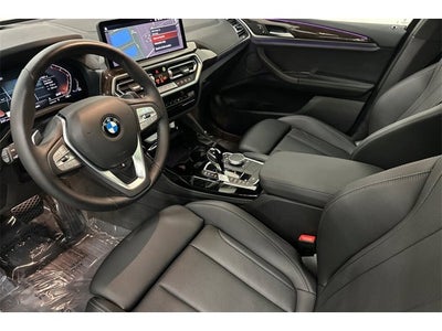 2025 BMW X4 xDrive30i
