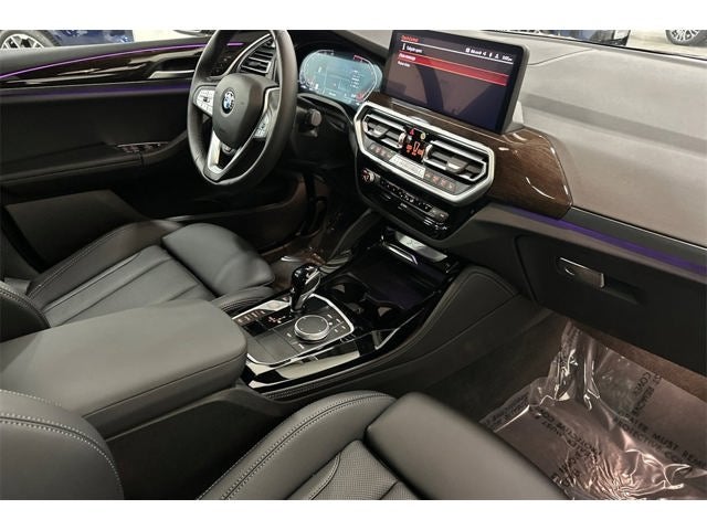 2025 BMW X4 xDrive30i