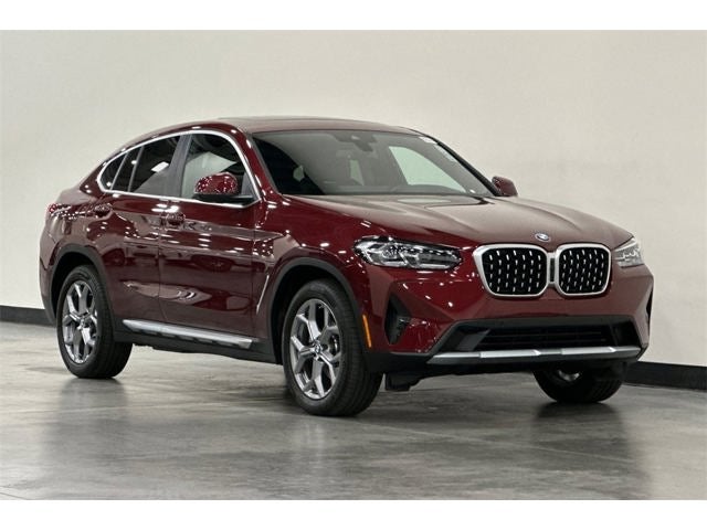 2025 BMW X4 xDrive30i