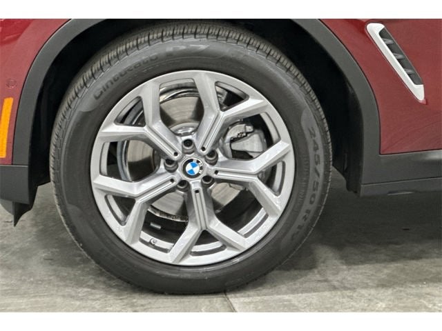 2025 BMW X4 xDrive30i