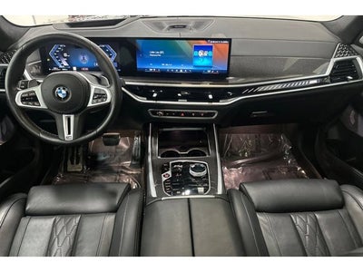 2024 BMW X7 M60i