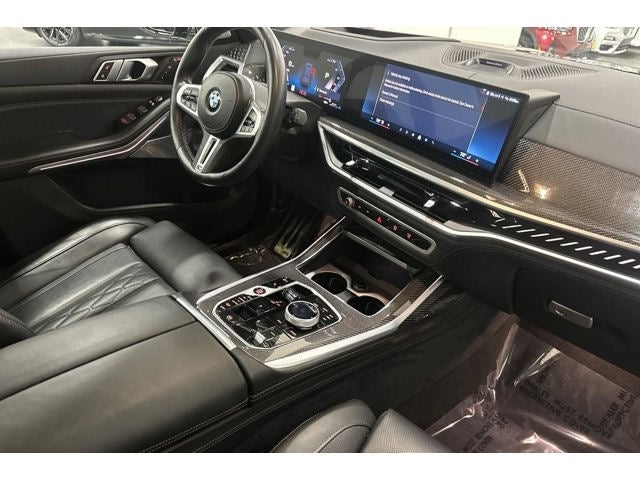 2024 BMW X7 M60i