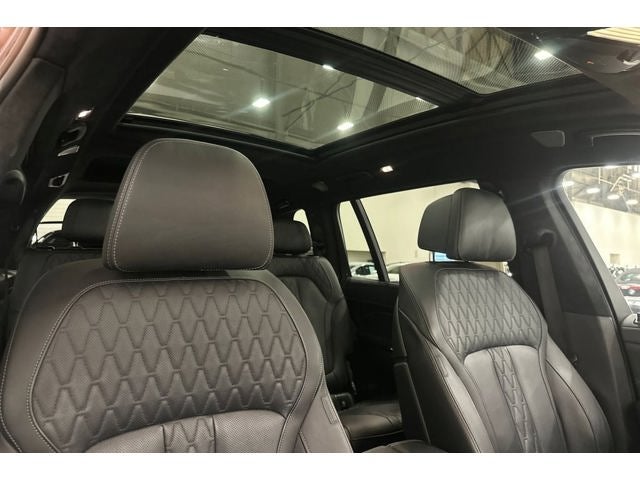 2024 BMW X7 M60i