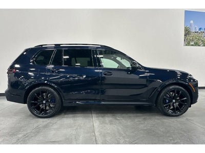 2024 BMW X7 M60i