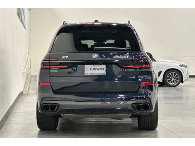 2024 BMW X7 M60i