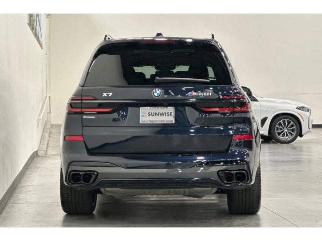 2024 BMW X7 M60i