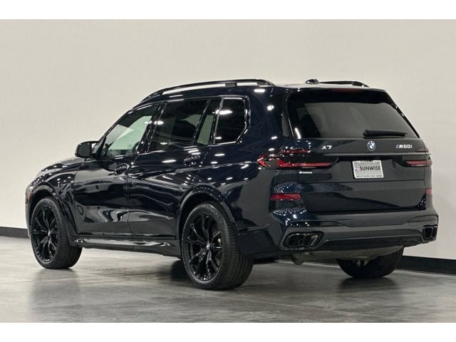 2024 BMW X7 M60i