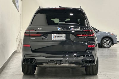 2026 BMW X7 M60i