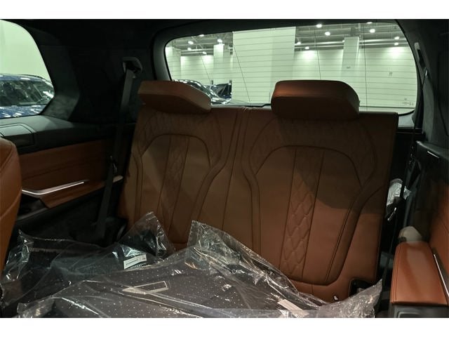 2026 BMW X7 M60i