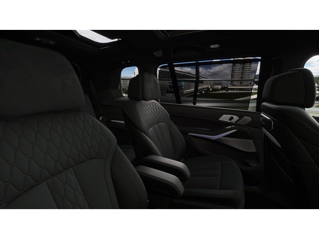 2027 BMW X7 M60i