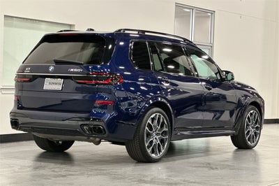 2023 BMW X7 M60i